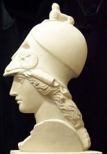Афина в шлеме